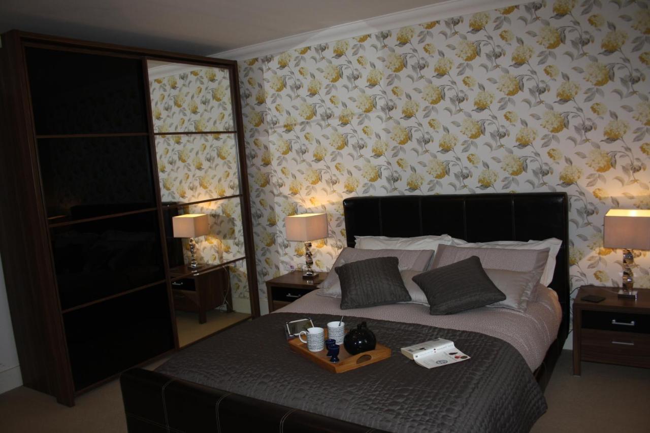 Canterbury Elms Court Apartment ห้อง รูปภาพ