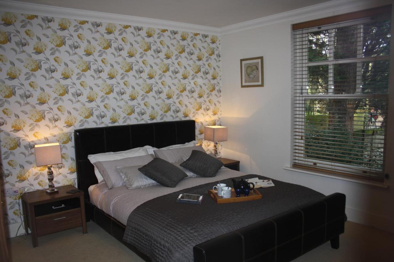 Canterbury Elms Court Apartment ห้อง รูปภาพ